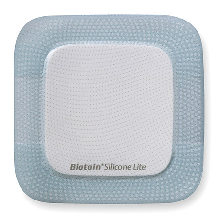 Biatain Silicone Lite Schaumverband mit Silikon- haftung 7,5x7,5cm (Kissen 4,5x4,5cm) P.à 10